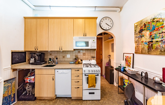 649 W Wrightwood Ave #2F