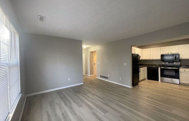 2 beds, 1 bath, $1,350