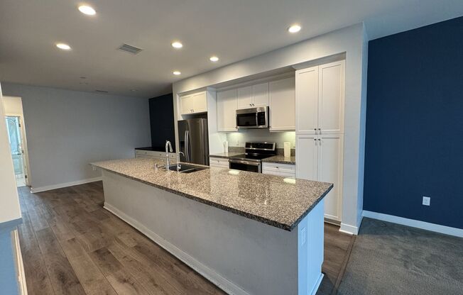 Gorgeous 3bdrm/3ba 2018 build condo...