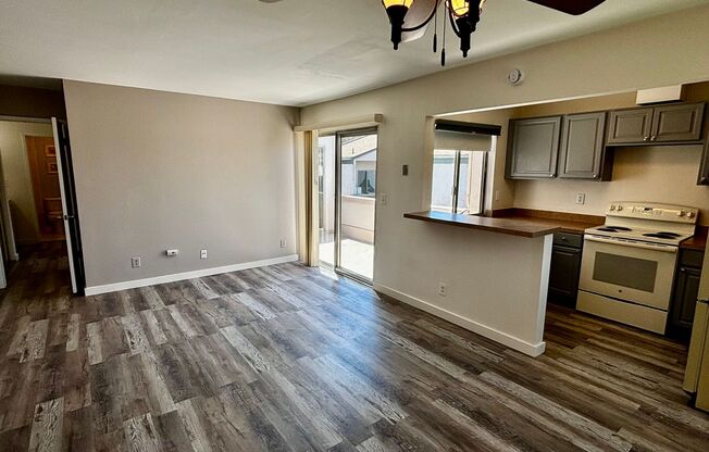 1 Bed/1 Bath Condo With Bonus Room