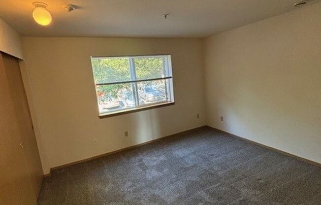 1 bed, 1 bath, 628 sqft, $1,595, Unit 225