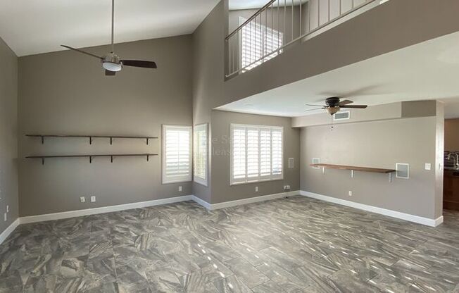 2757 E ROCK WREN RD