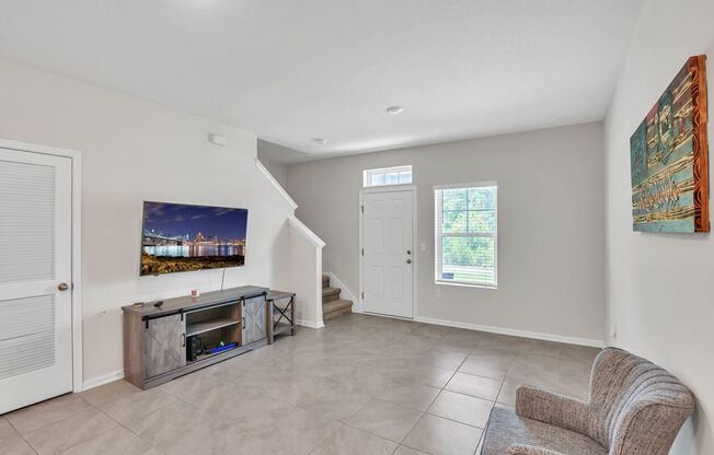 Like new 2 bedroom/ 2.5 bathroom with one car garage townhome in Nassau county!