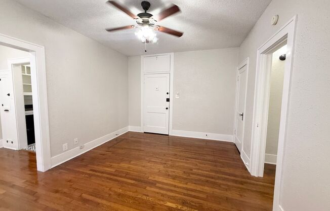 Studio, 1 bath, $850, Unit B2606