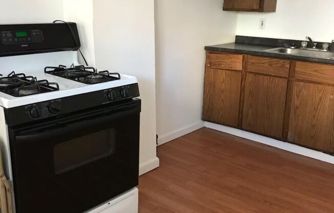 Carrick NEW 4 bedroom apartment. Section 8 accepted