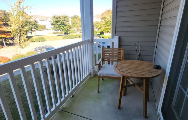 2 beds, 2 baths, $1,650, Unit Unit 207