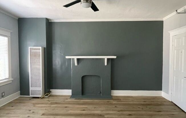 Studio, 1 bath, 375 sqft, $1,495, Unit 205