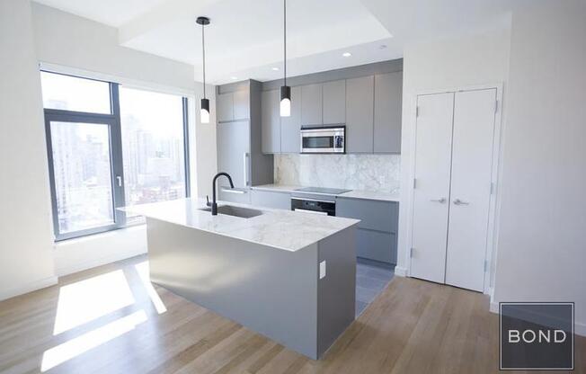 1 bed, 1 bath, 866 sqft, $6,895, Unit 1702