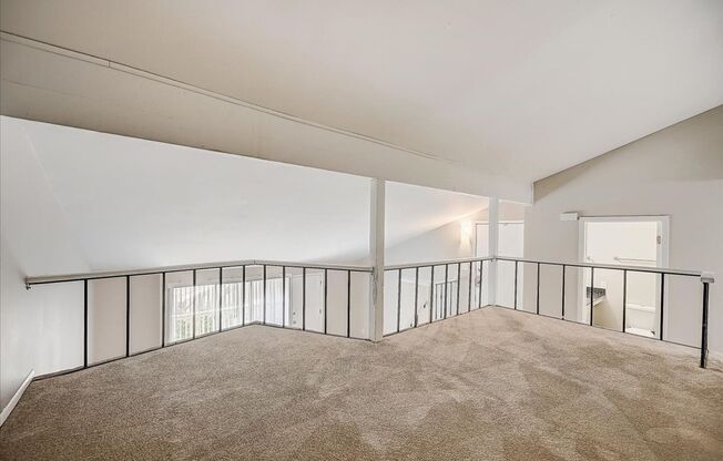 3 beds, 1.5 baths, 1,050 sqft, $1,850, Unit 4610-5