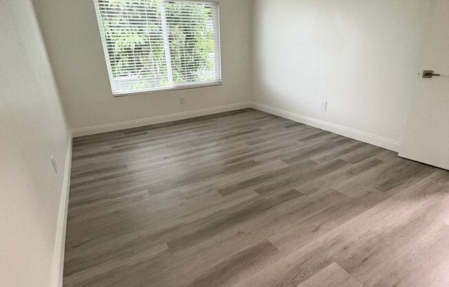 2 beds, 1 bath, 850 sqft, $2,225, Unit 9161-6