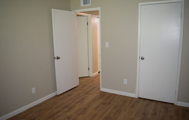 2 beds, 1 bath, $1,395