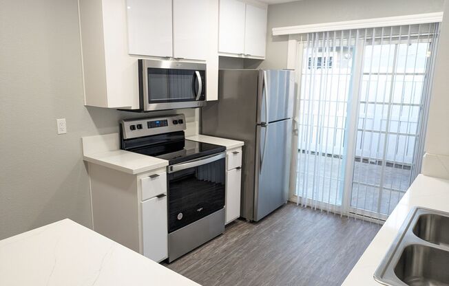 1 bed, 1 bath, 780 sqft, $2,695, Unit 455D