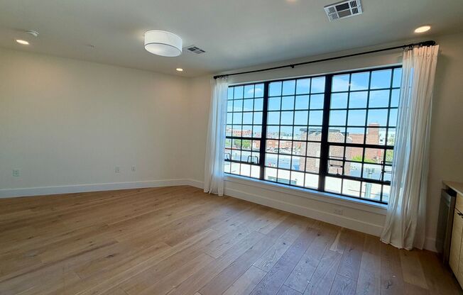 1 bed, 1 bath, 572 sqft, $1,514, Unit 314