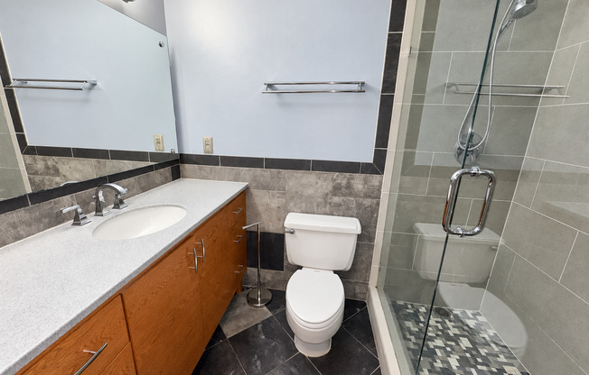 2 beds, 2 baths, $3,395, Unit # 1703