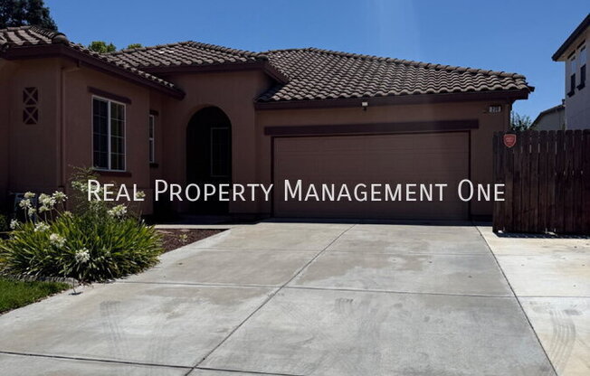 270 WISTERIA LN