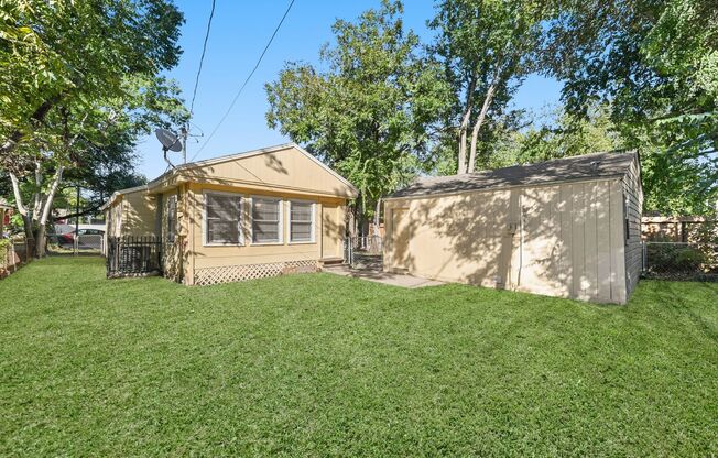3 beds, 1 bath, $1,295