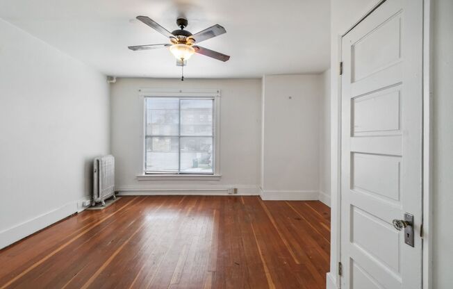 1 bed, 1 bath, 580 sqft, $1,250, Unit 102