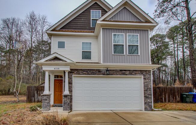 5 Bedroom, 3.5 Bath Home in Northeast Suffolk