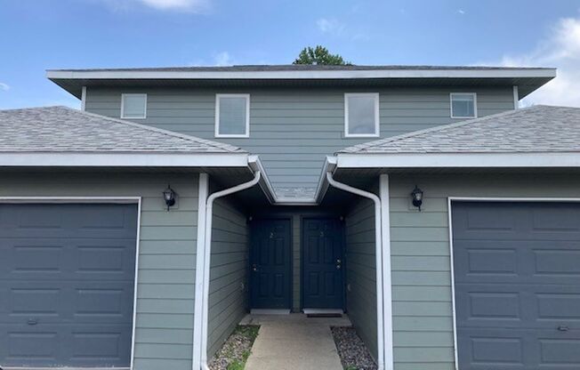 Oak Street Town Homes