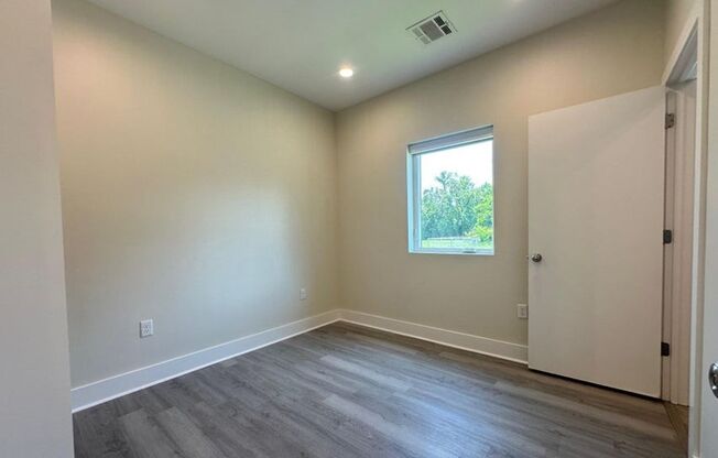 700 S St Antoine Street Unit B