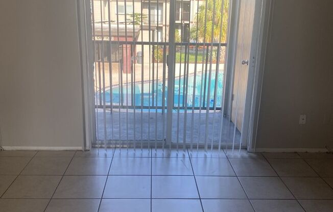 2 beds, 1.5 baths, 900 sqft, $1,175, Unit 220