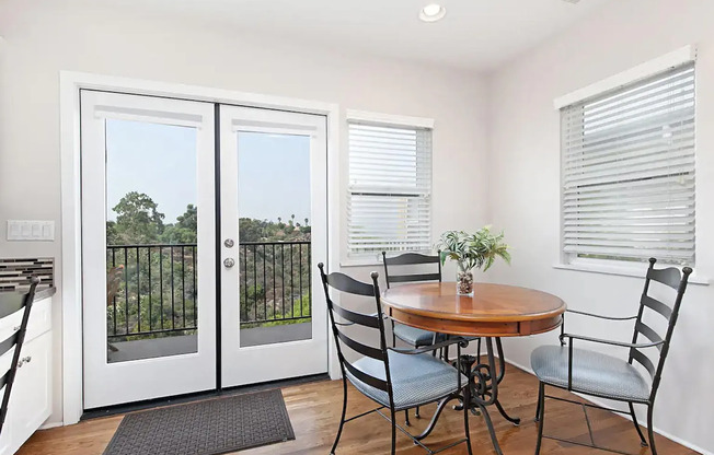 Canyon Home with Views and Solar