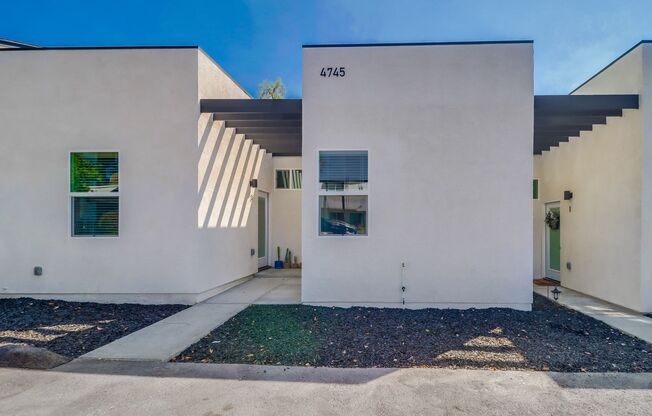 1 bed, 1 bath, 450 sqft, $2,095, Unit 4745-2