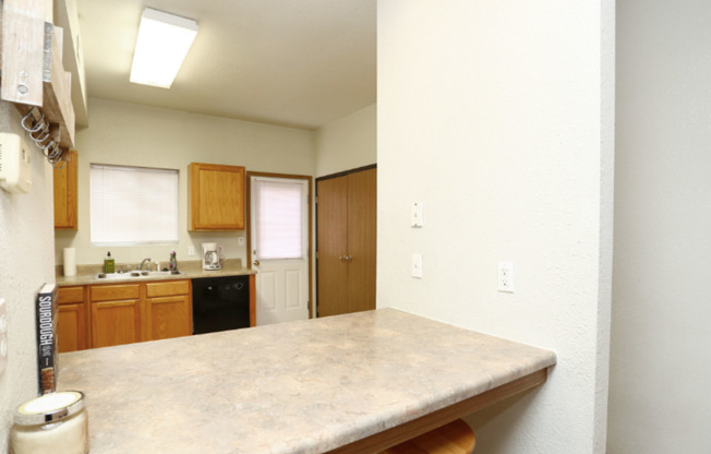 2 beds, 2 baths, 1,200 sqft, $1,545