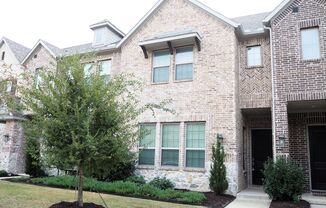 3 Bed 2.5 Bath Townhouse in Farmers Branch