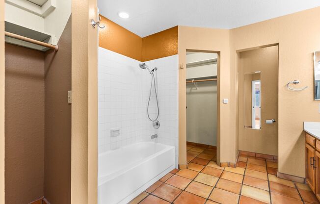 3 beds, 2 baths, $2,790