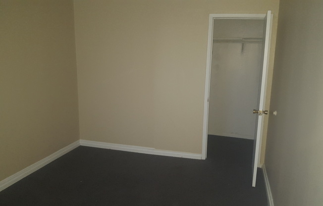 1 bed, 1 bath, 630 sqft, $960