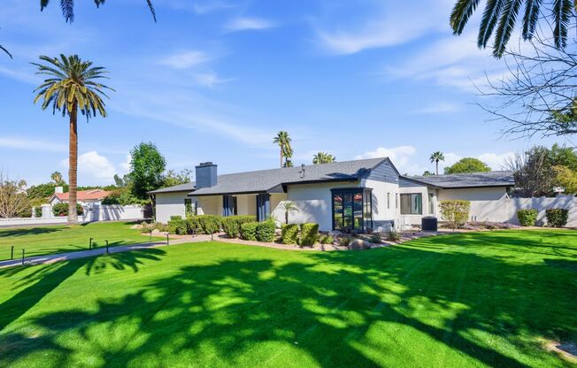 FULLY FURNISHED EXECUTIVE PHOENIX COUNTRY CLUB HOME IN GATED COMMUNITY