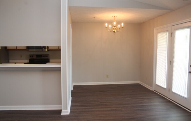 2 beds, 2 baths, $950