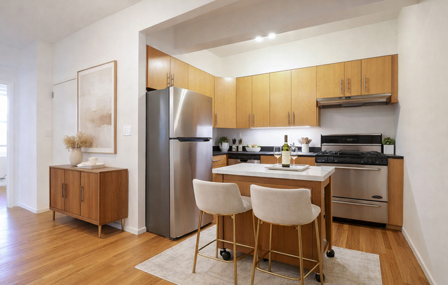 2 beds, 1 bath, 900 sqft, $4,800, Unit 3H