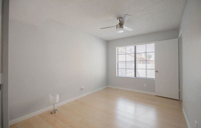 2 beds, 2 baths, $1,695, Unit UNIT 115