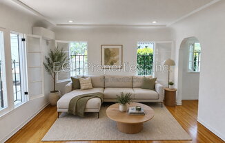 1016 1/2 S CRES HTS BLVD
