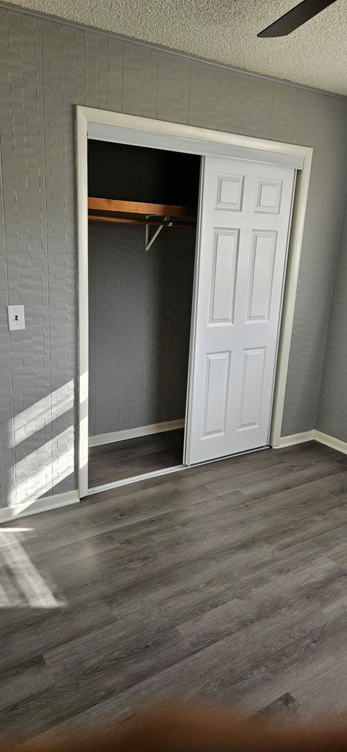 5408 South Hutchinson Court