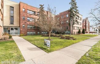 550-560 Parkview Drive