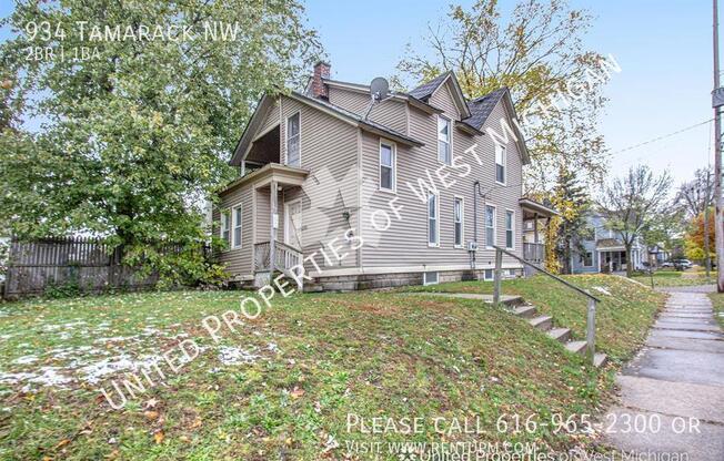 934 TAMARACK NW