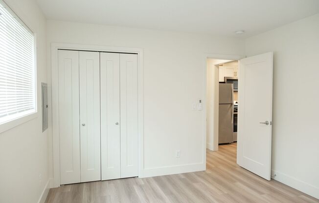 1 bed, 1 bath, 560 sqft, $1,725, Unit 54-4