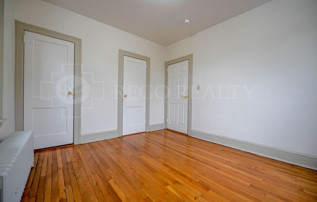 1 bed, 1 bath, $1,300, Unit B3