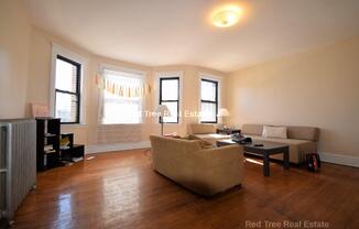221 CHESTNUT HL AVE
