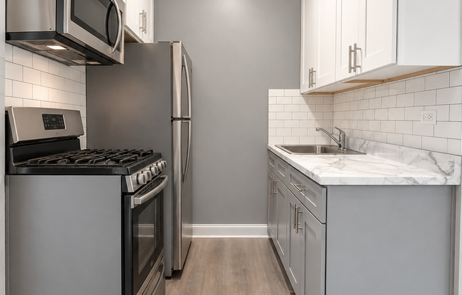 Studio, 1 bath, 375 sqft, $1,300, Unit 4031-308