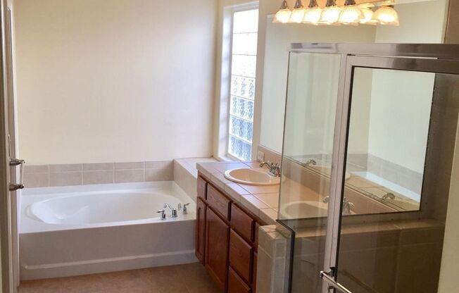 106 Emerald Isle Way - NW - Beautiful Lennar Home! Split wing floorplan with 4 bedrooms!