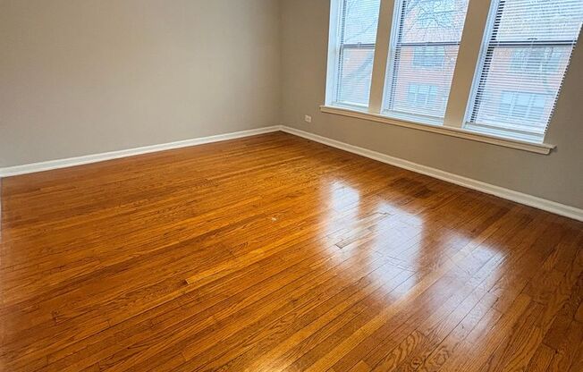 Monroe & Lavergne 300