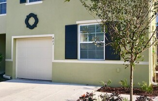 Built in 2018, this 3/2.5 Townhome with a single car garage.