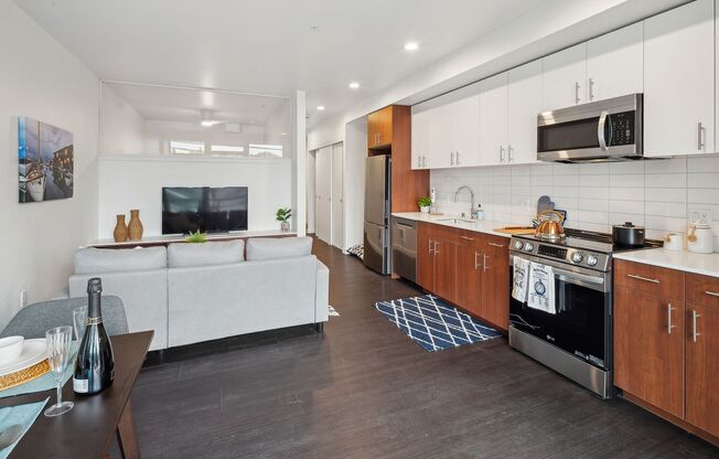 1 bed, 1 bath, 473 sqft, $2,350, Unit 418
