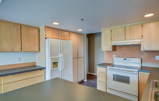 2 beds, 2 baths, $2,100