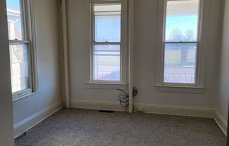 1 bed, 1 bath, $795, Unit 502 N. HIGHLAND AVE. 1FL.