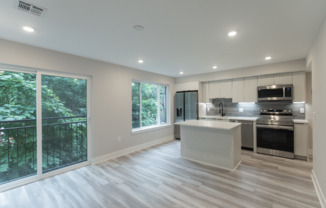 665 N 35 ST